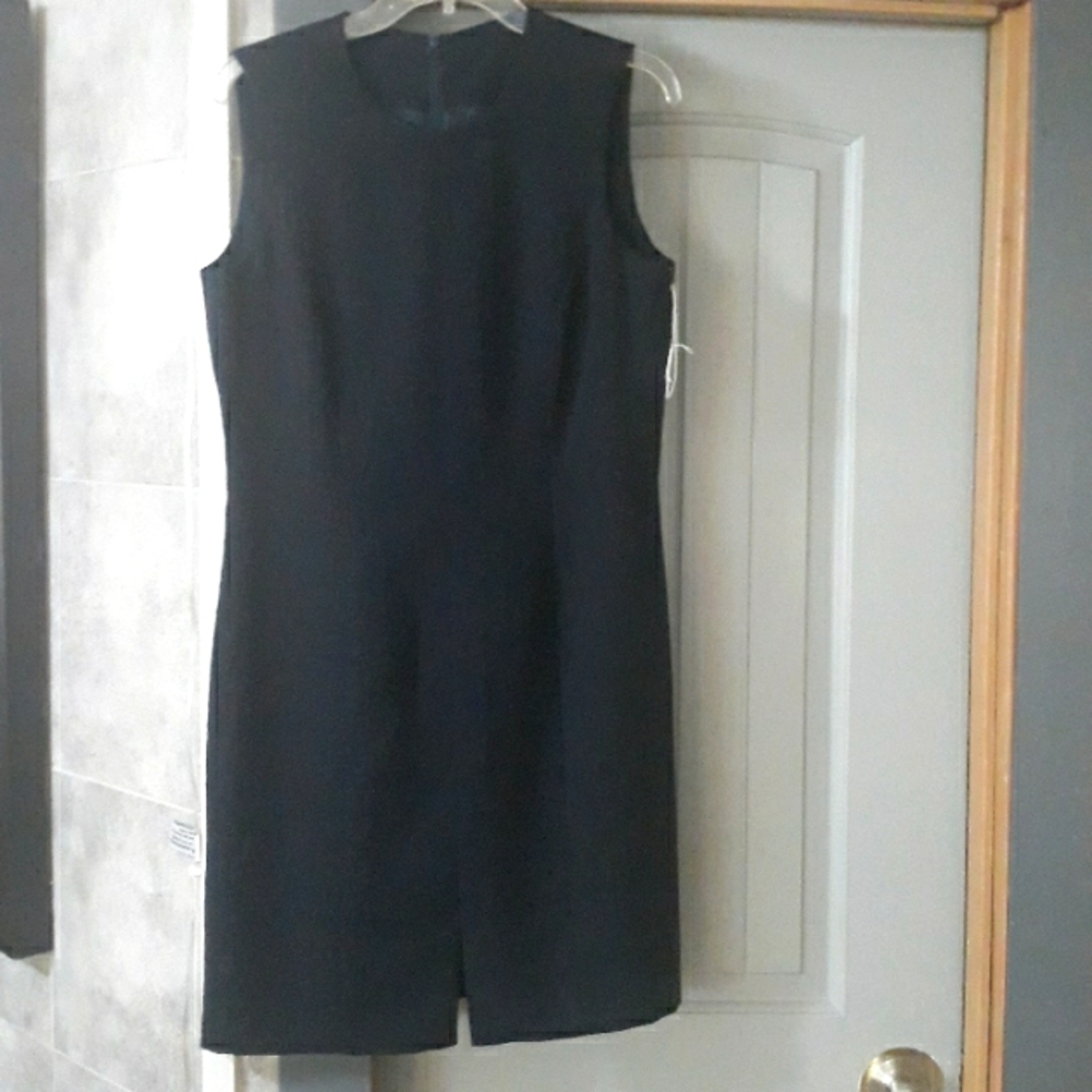 Looks Dress Sz 8